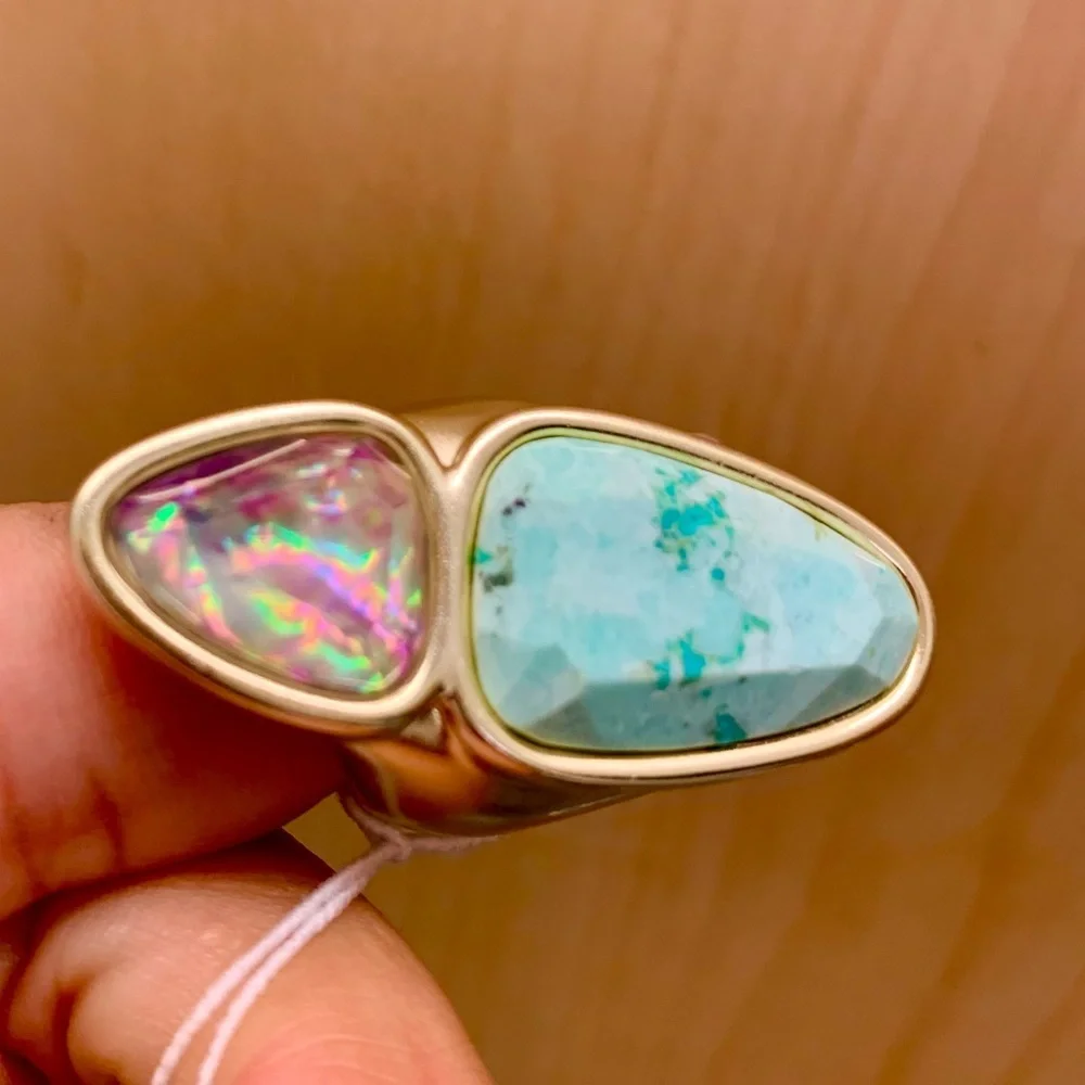 NWOT Kendra Scott Margot Gold Cocktail Ring